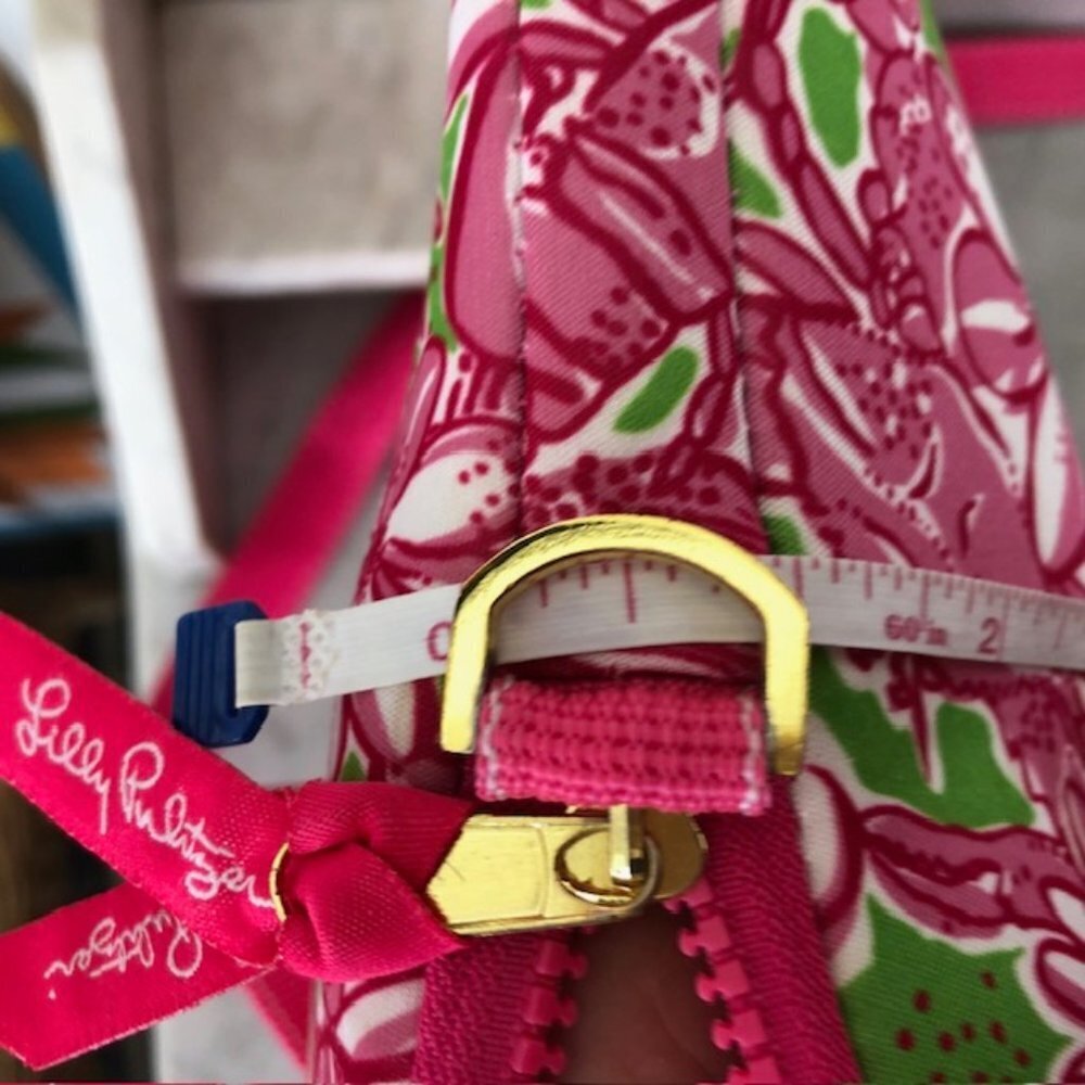 LILLY PULITZER Neoprene Zip Laptop Shoulder Bag Pink Green White Lobster… - Picture 15 of 15